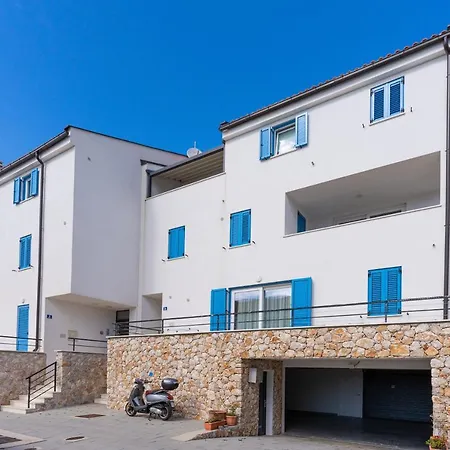 アパート Sea View Luxury ツレス