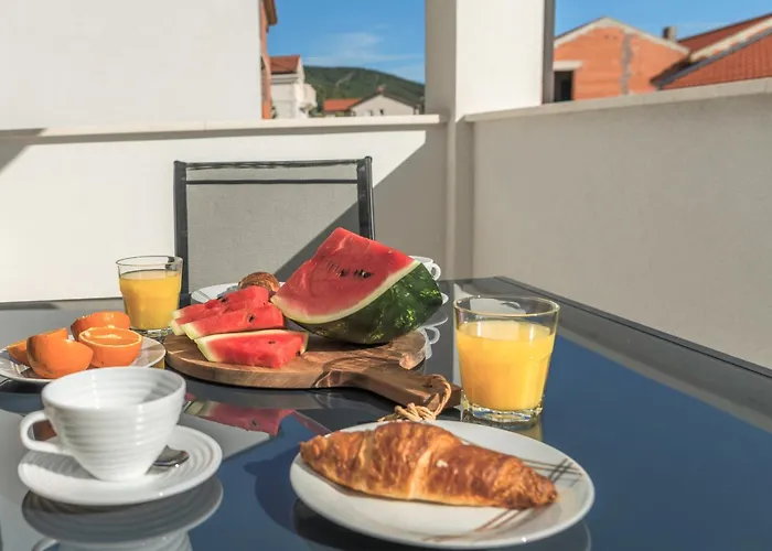 Sea View Luxury ツレス