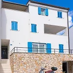 Sea View Luxury Apartament