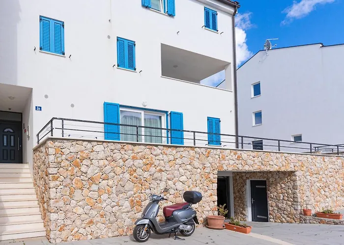 Sea View Luxury Cres