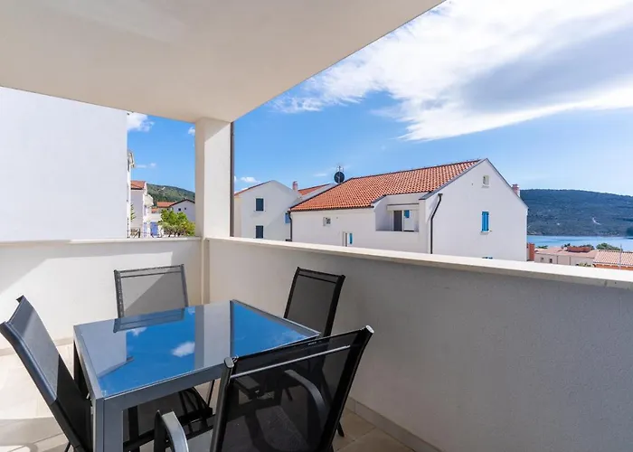 Sea View Luxury Apartment