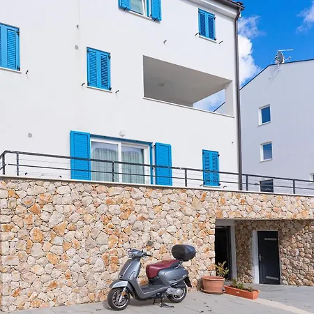 Sea View Luxury Cres