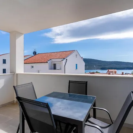 Sea View Luxury Daire Cres
